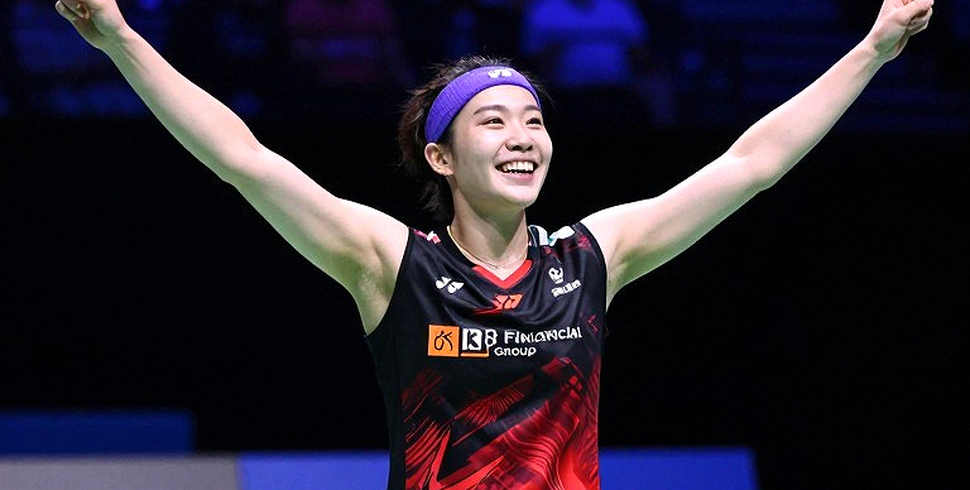 Alwi Farhan and the Momota Sparring Session: A Torch Passed or a Confidence Trap Before the 2026 Asian Games