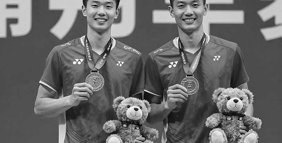 Alwi Farhan and the Momota Sparring Session: A Torch Passed or a Confidence Trap Before the 2026 Asian Games