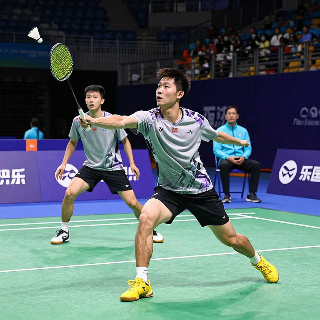 Alwi Farhan and the Momota Sparring Session: A Torch Passed or a Confidence Trap Before the 2026 Asian Games