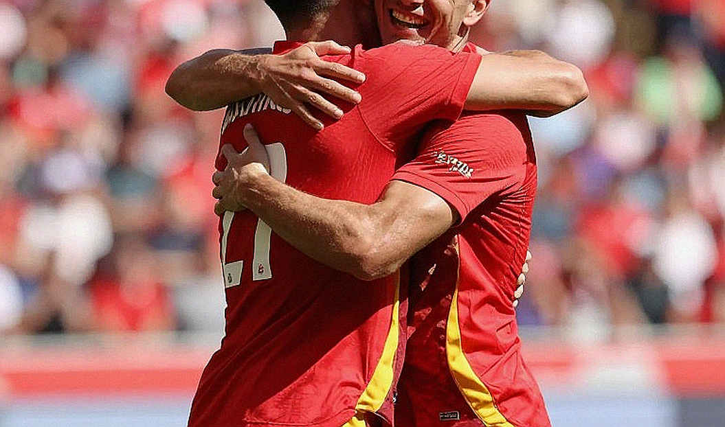 Bảy trận không thắng và trận thua 1-4 ở Como: chiếc ghế của Carrick và bài toán số 0 của Nagelsmann