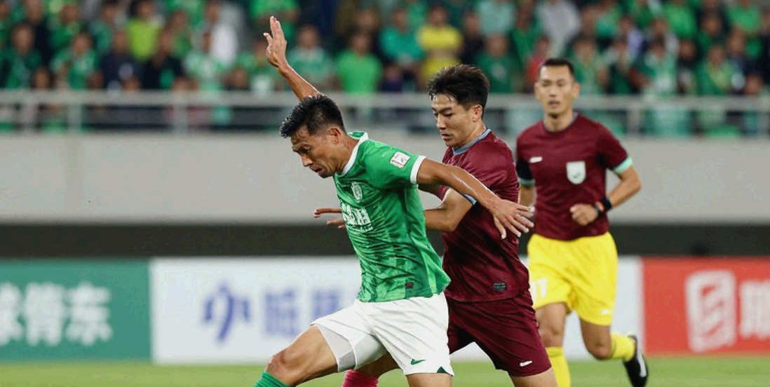 VAR ở V.League: Cánh tay không việt vị, nhưng hành lang giải thích vẫn bỏ ngỏ VAR ở V.League: Cánh tay không việt vị, nhưng hành lang giải thích vẫn bỏ ngỏ