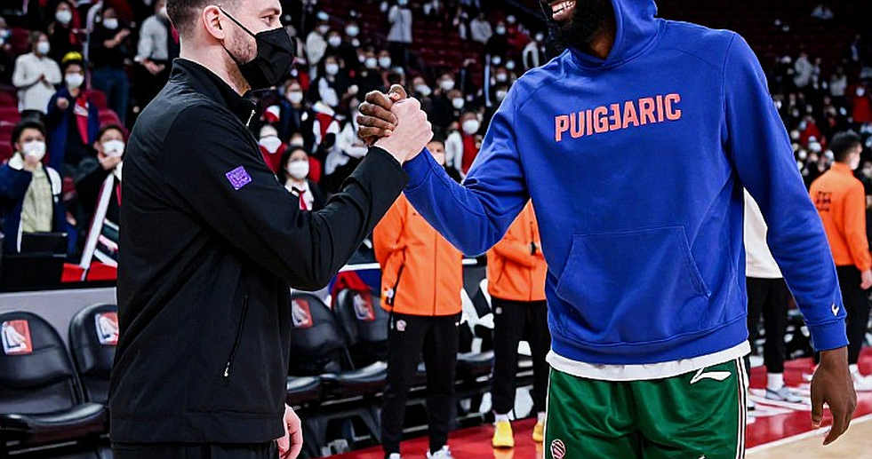 Kỷ lục khán giả tại cửa sổ 4 vòng loại FIBA World Cup: Tín hiệu tài chính hay bong bóng cảm xúc?