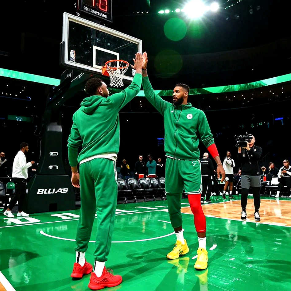 NBA phạt Clippers nặng nhất lịch sử: 30 triệu USD, mất 5 lượt chọn vòng 1, Ballmer bị đình chỉ 1 năm NBA phạt Clippers nặng nhất lịch sử: 30 triệu USD, mất 5 lượt chọn vòng 1, Ballmer bị đình chỉ 1 năm