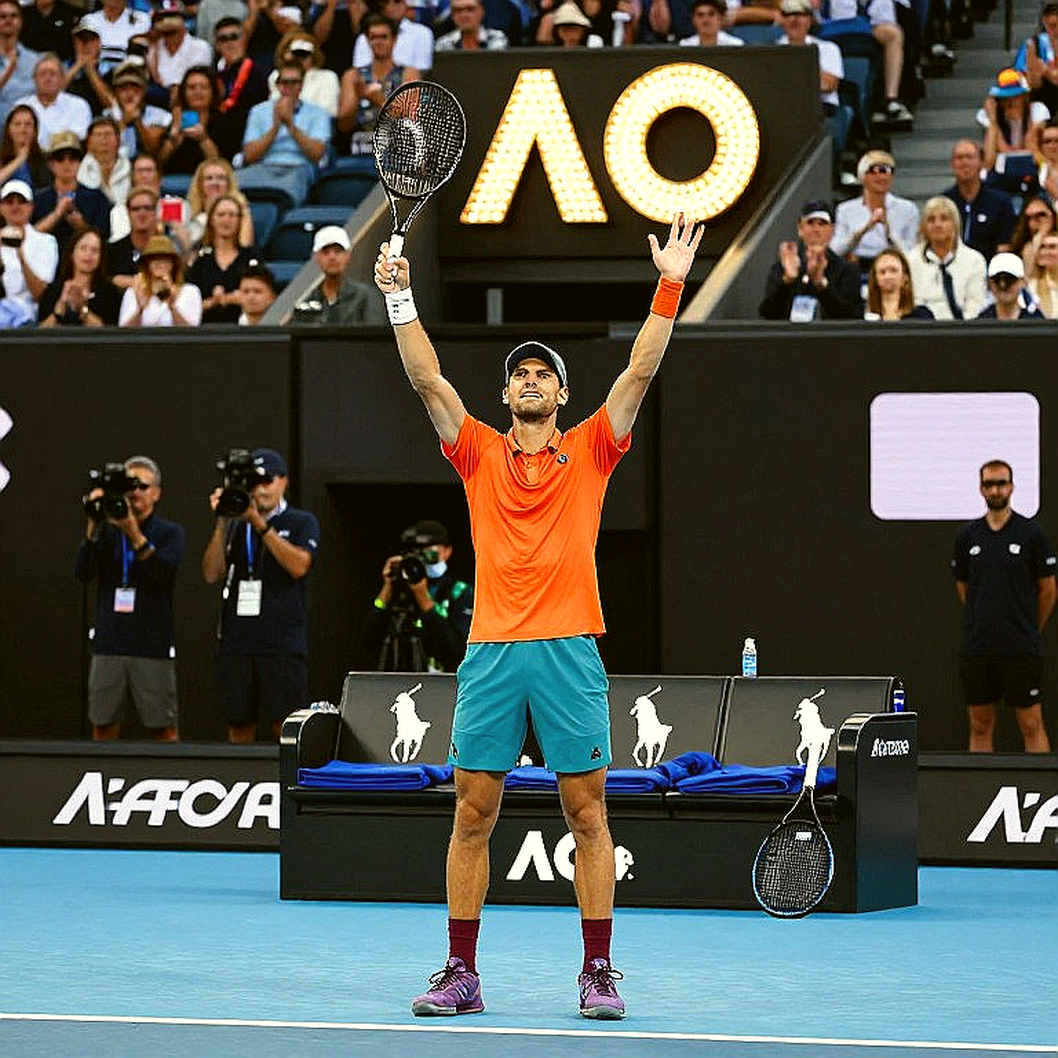 Djokovic, Alcaraz và những tầng nghĩa của một trận quần vợt hiện đại