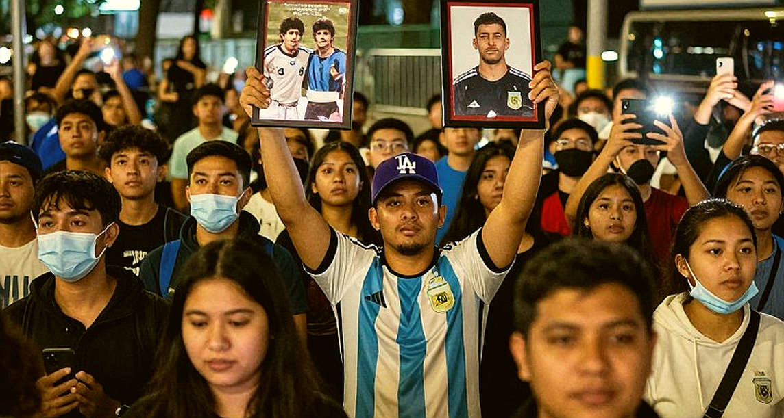Three Minutes at Dawn and How the Transfer Market Fools Itself Three Minutes at Dawn and How the Transfer Market Fools Itself