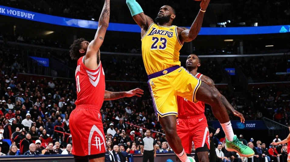 78-77 tại Dubai: Real Madrid thua đúng ở hai đoạn mà chính họ gọi là tệ nhất 78-77 tại Dubai: Real Madrid thua đúng ở hai đoạn mà chính họ gọi là tệ nhất