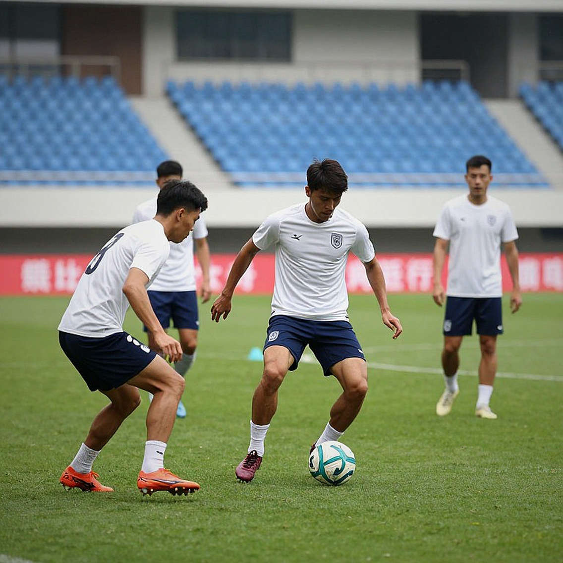 U20 Việt Nam chốt danh sách: Bài toán phòng ngự của thầy Nhật và những lá thư gửi từ khán đài Việt Trì