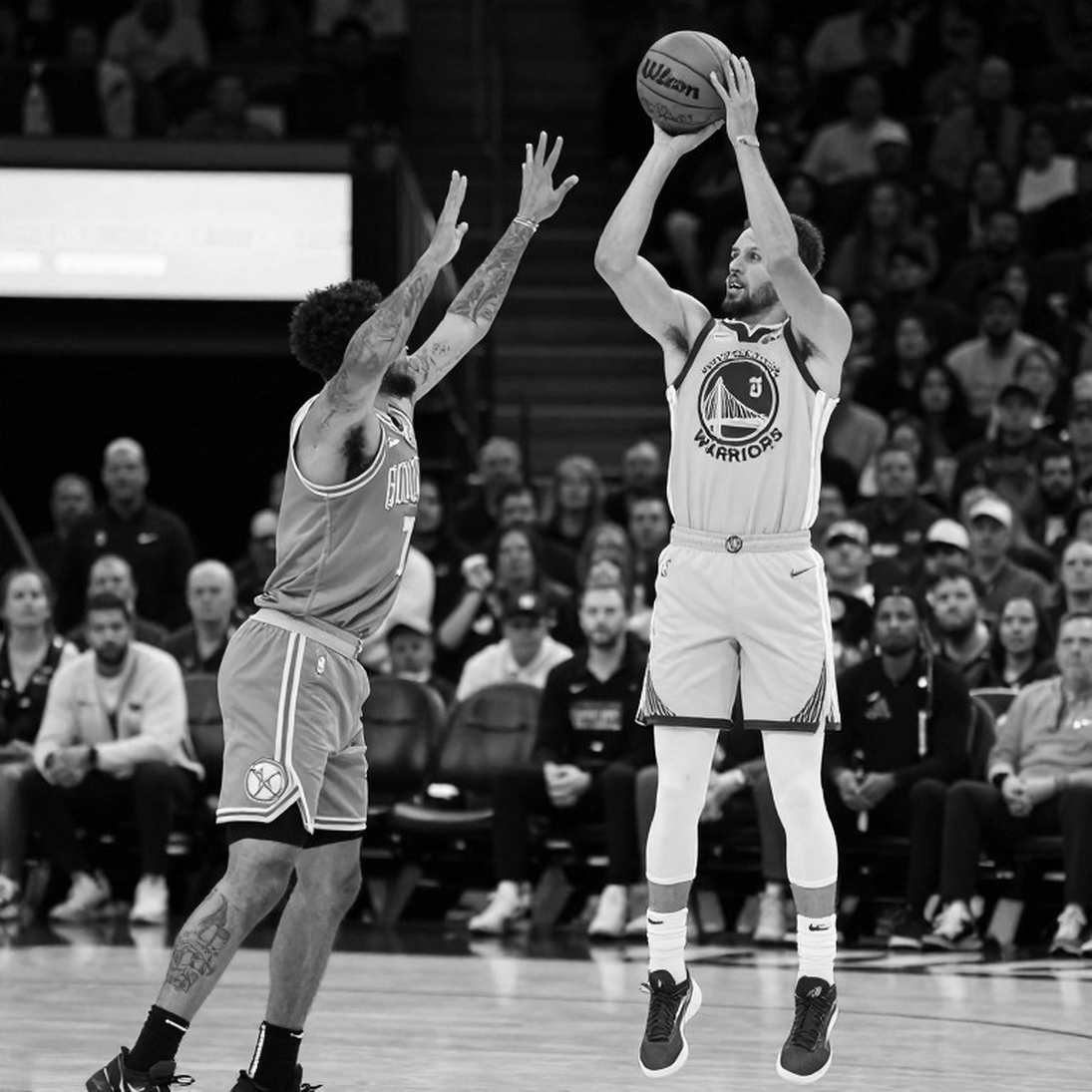 Arellano 82-81 Letran: Một điểm định mệnh và ba lần suýt tự sát của kẻ bất bại Arellano 82-81 Letran: Một điểm định mệnh và ba lần suýt tự sát của kẻ bất bại