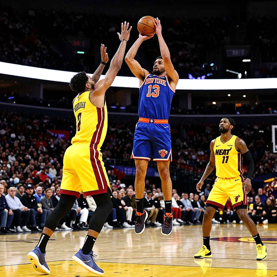 Olivia Miles phá kỷ lục tân binh WNBA của Caitlin Clark: 769 điểm trong đúng 40 trận