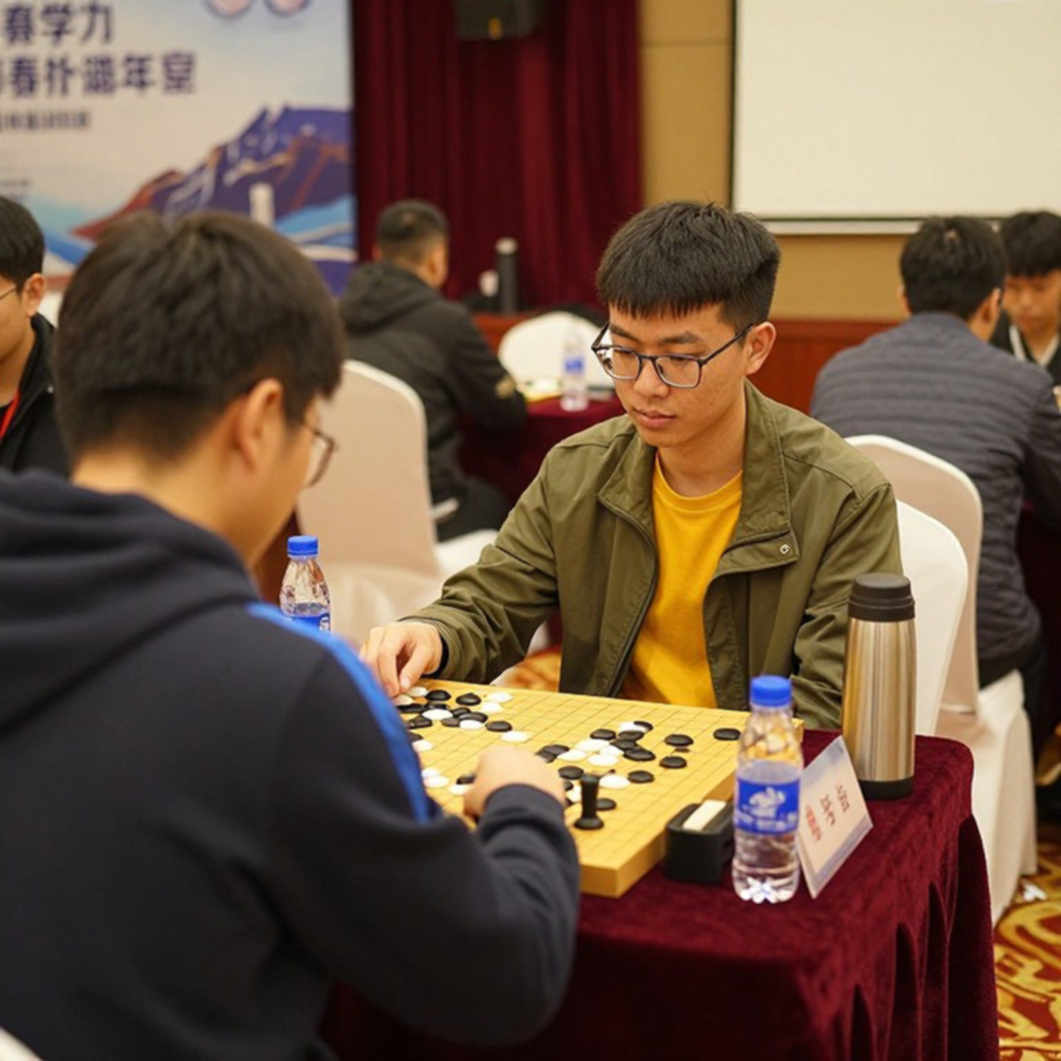 GCL 2026: Nepomniachtchi khiến Carlsen phải toát mồ hôi trước khi hạ Sindarov bằng đồng hồ