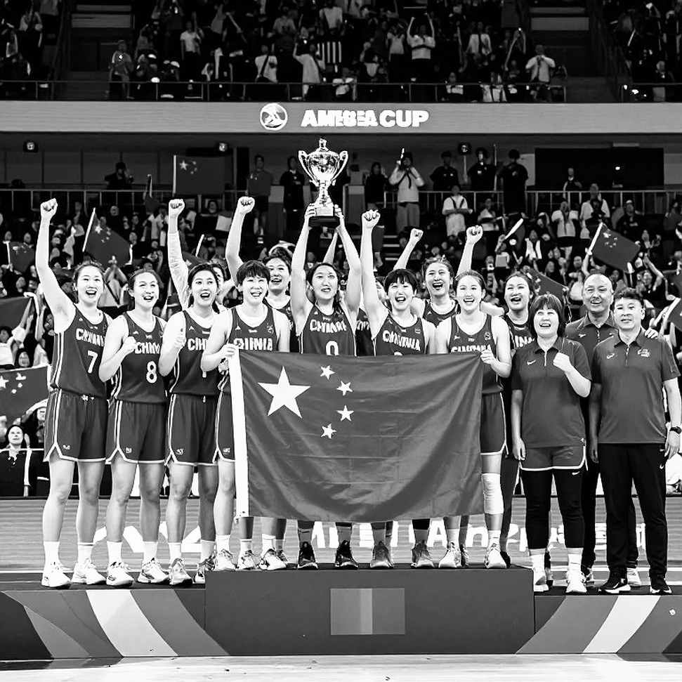 Thụy Sĩ quay lưng với Infantino: Khi nước chủ nhà FIFA tự đặt câu hỏi về chính mình