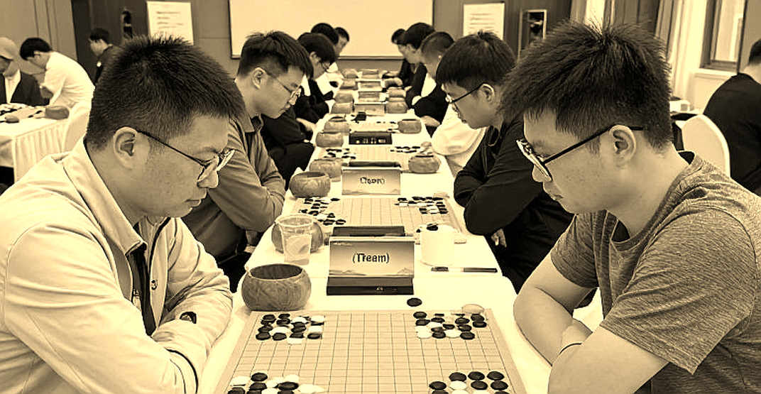 Carlsen Calls Sindarov the Favourite: Gukesh Enters His Title Defence With a Question of Belief
