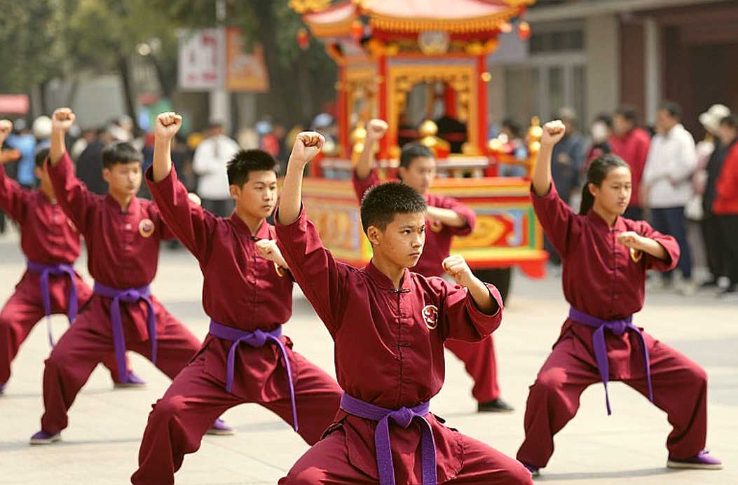 Bóng đá Việt Nam đang chạy theo bóng ma của chính mình: Phân tích chiến thuật vòng loại World Cup 2026 và câu chuyện về lối chơi đang mất phương hướng Bóng đá Việt Nam đang chạy theo bóng ma của chính mình: Phân tích chiến thuật vòng loại World Cup 2026 và câu chuyện về lối chơi đang mất phương hướng