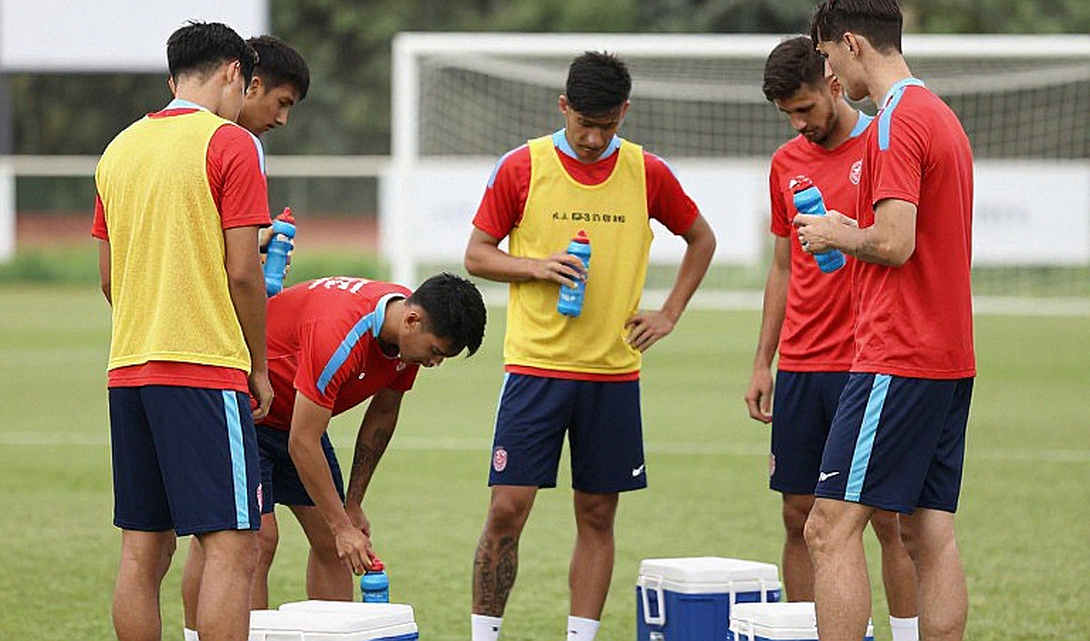 Kashima Antlers, Two Wiped-Out Leads and Two Rounds of Booing: Is Oniki Standing in the Right Place?